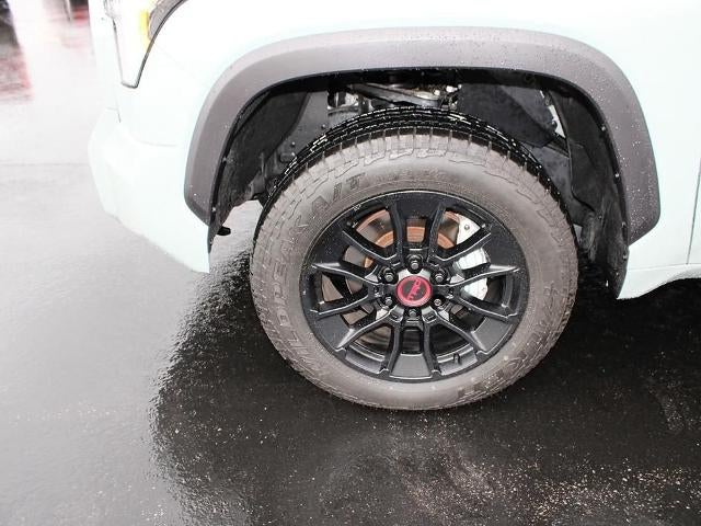 2024 Toyota Tundra 4WD 4WD SR5 CrewMax 5.5' Bed (SE)