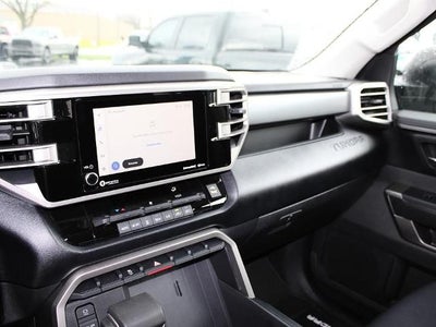 2024 Toyota Tundra 4WD 4WD SR5 CrewMax 5.5' Bed (SE)