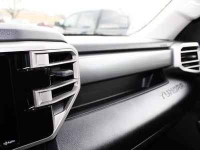 2024 Toyota Tundra 4WD 4WD SR5 CrewMax 5.5' Bed (SE)