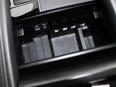 2024 Toyota Tundra 4WD 4WD SR5 CrewMax 5.5' Bed (SE)