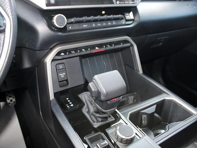 2024 Toyota Tundra 4WD 4WD SR5 CrewMax 5.5' Bed (SE)