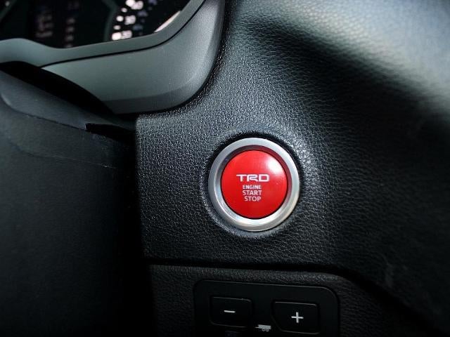 2024 Toyota Tundra 4WD 4WD SR5 CrewMax 5.5' Bed (SE)