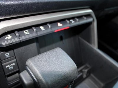 2024 Toyota Tundra 4WD 4WD SR5 CrewMax 5.5' Bed (SE)