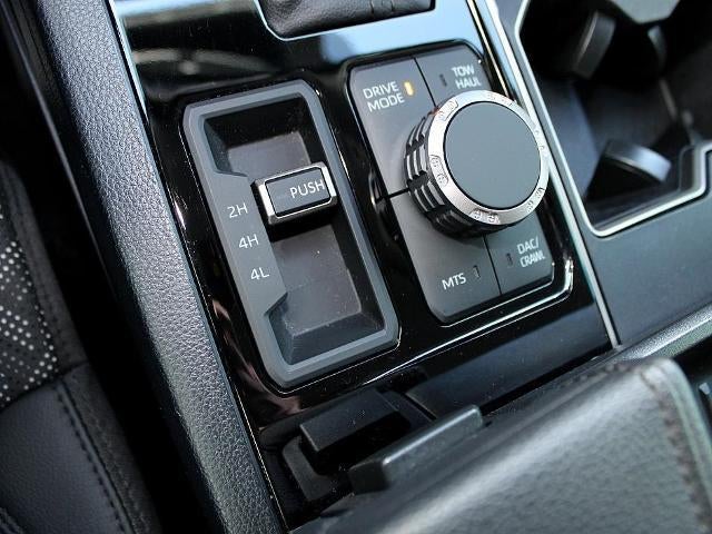 2024 Toyota Tundra 4WD 4WD SR5 CrewMax 5.5' Bed (SE)