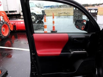 2016 Toyota Tacoma 2WD Access Cab Standard Bed I4 Automatic SR5 (Natl)