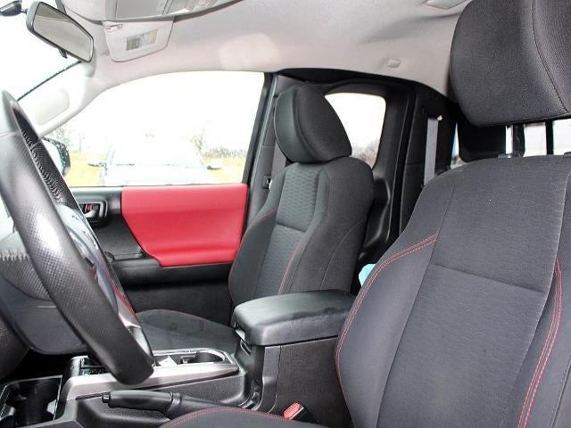 2016 Toyota Tacoma 2WD Access Cab Standard Bed I4 Automatic SR5 (Natl)