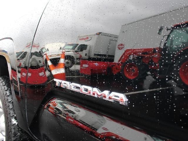 2016 Toyota Tacoma 2WD Access Cab Standard Bed I4 Automatic SR5 (Natl)