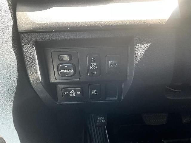 2018 Toyota Tundra 4WD 4WD SR5 Double Cab 6.5' Bed 5.7L FFV (Natl)