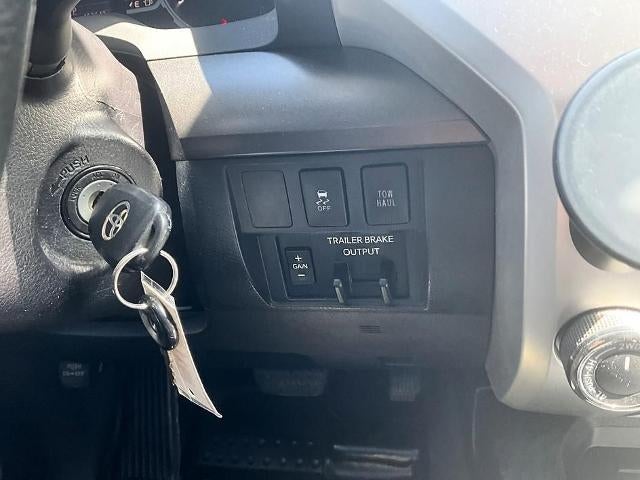 2018 Toyota Tundra 4WD 4WD SR5 Double Cab 6.5' Bed 5.7L FFV (Natl)