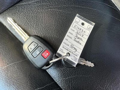 2018 Toyota Tundra 4WD 4WD SR5 Double Cab 6.5' Bed 5.7L FFV (Natl)