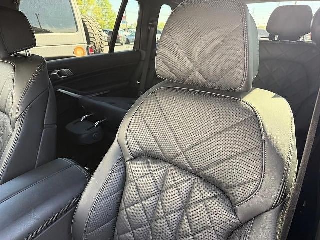 2023 BMW X7 xDrive40i Sports Activity Vehicle