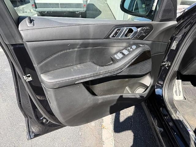 2023 BMW X7 xDrive40i Sports Activity Vehicle