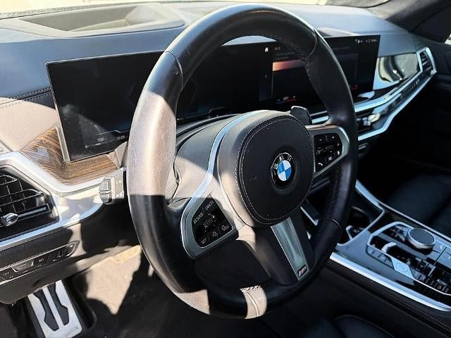 2023 BMW X7 xDrive40i Sports Activity Vehicle