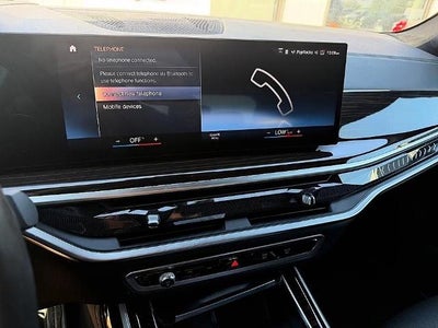 2023 BMW X7 xDrive40i Sports Activity Vehicle