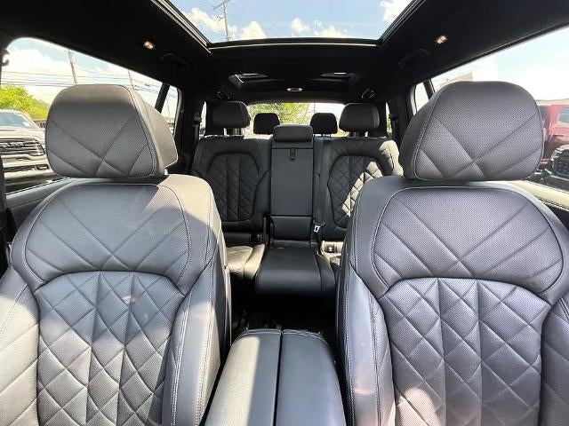 2023 BMW X7 xDrive40i Sports Activity Vehicle