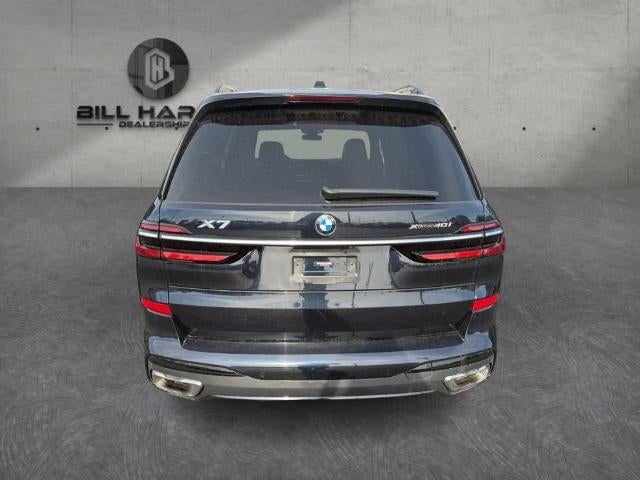 2023 BMW X7 xDrive40i Sports Activity Vehicle