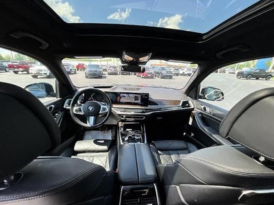 2023 BMW X7 xDrive40i Sports Activity Vehicle