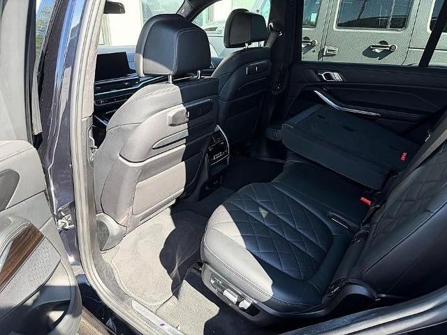 2023 BMW X7 xDrive40i Sports Activity Vehicle