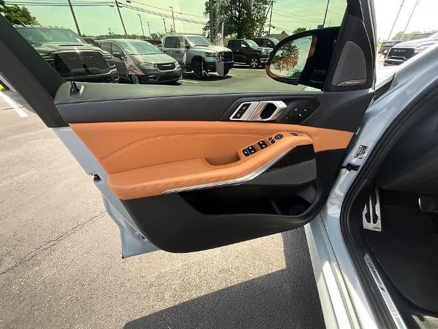 2025 BMW X5 M60i Sports Activity Vehicle
