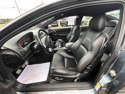 2006 Pontiac GTO 2dr Cpe