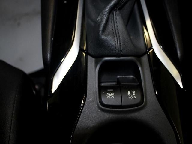 2025 Toyota Corolla Cross XLE 2WD (Natl)