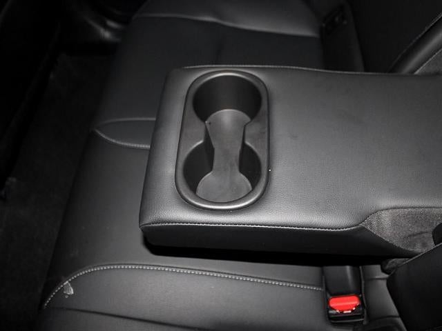 2025 Toyota Corolla Cross XLE 2WD (Natl)