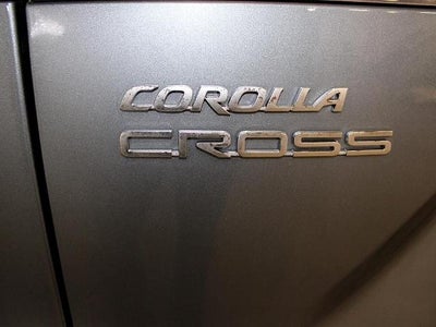 2025 Toyota Corolla Cross XLE 2WD (Natl)