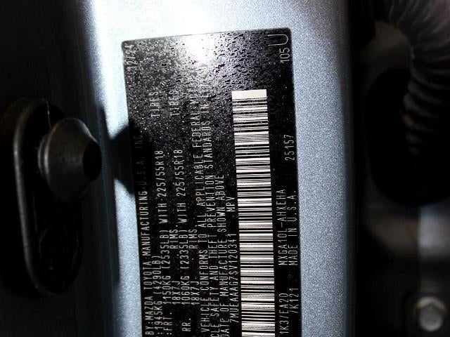 2025 Toyota Corolla Cross XLE 2WD (Natl)