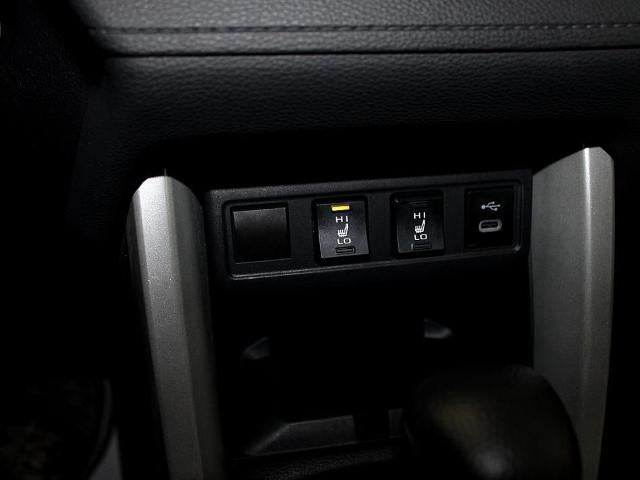 2025 Toyota Corolla Cross XLE 2WD (Natl)