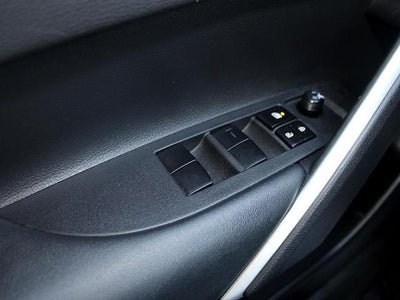 2025 Toyota Corolla Cross XLE 2WD (Natl)