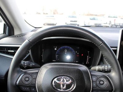 2025 Toyota Corolla Cross XLE 2WD (Natl)