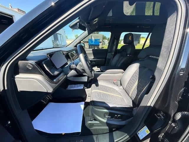 2023 Rivian R1S Adventure Quad-Motor Large Pack