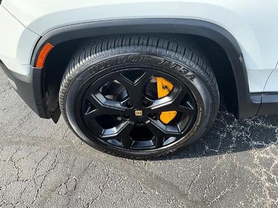 2023 Rivian R1S Adventure Quad-Motor Large Pack