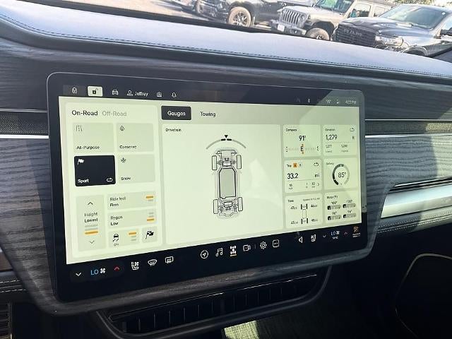 2023 Rivian R1S Adventure Quad-Motor Large Pack