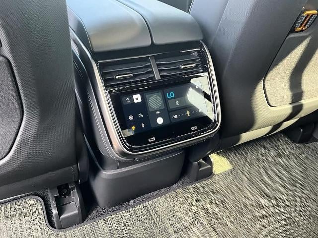 2023 Rivian R1S Adventure Quad-Motor Large Pack