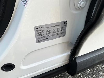 2023 Rivian R1S Adventure Quad-Motor Large Pack