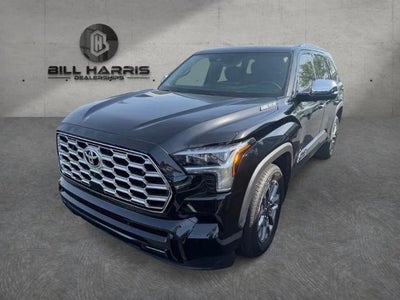 2025 Toyota Sequoia SR5 4WD (SE)