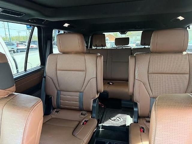 2025 Toyota Sequoia SR5 4WD (SE)