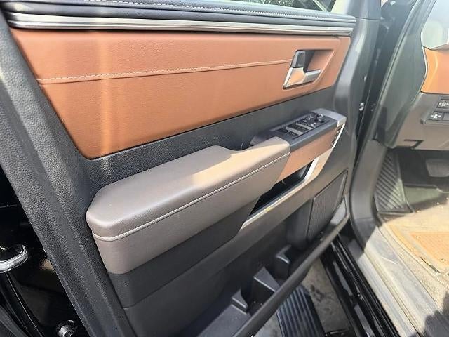 2025 Toyota Sequoia SR5 4WD (SE)