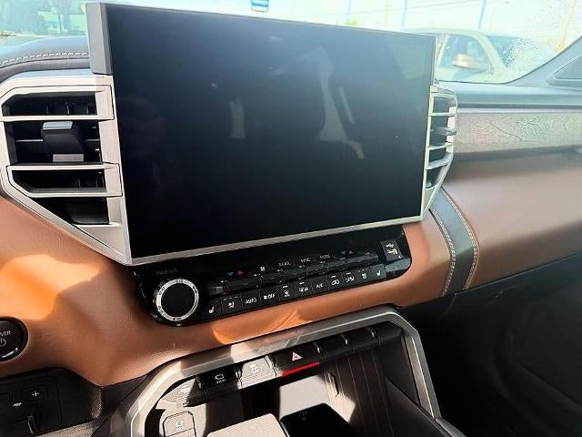 2025 Toyota Sequoia SR5 4WD (SE)