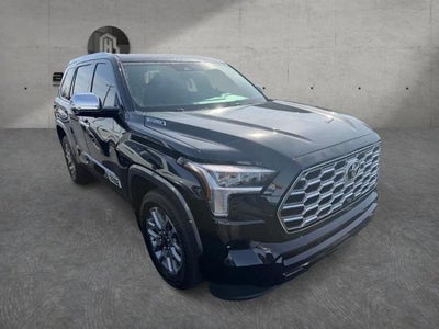 2025 Toyota Sequoia SR5 4WD (SE)