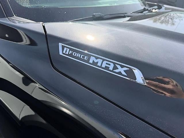 2025 Toyota Sequoia SR5 4WD (SE)