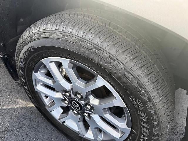 2025 Toyota Sequoia SR5 4WD (SE)