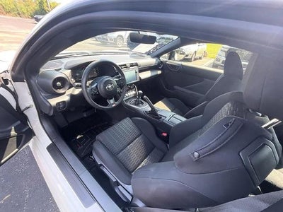 2025 Toyota GR86 Manual (Natl)