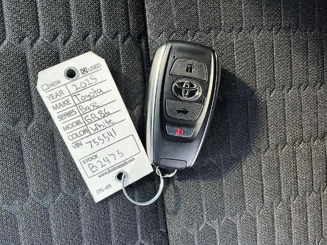 2025 Toyota GR86 Manual (Natl)