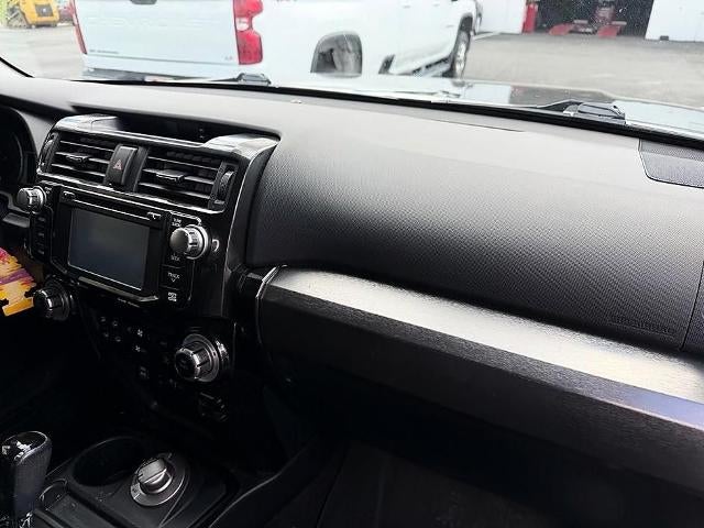 2019 Toyota 4Runner SR5 4WD (GS)