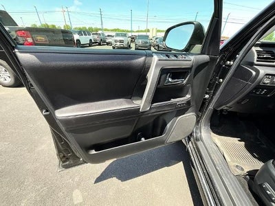2017 Toyota 4Runner SR5 4WD (GS)