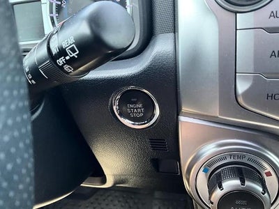2017 Toyota 4Runner SR5 4WD (GS)