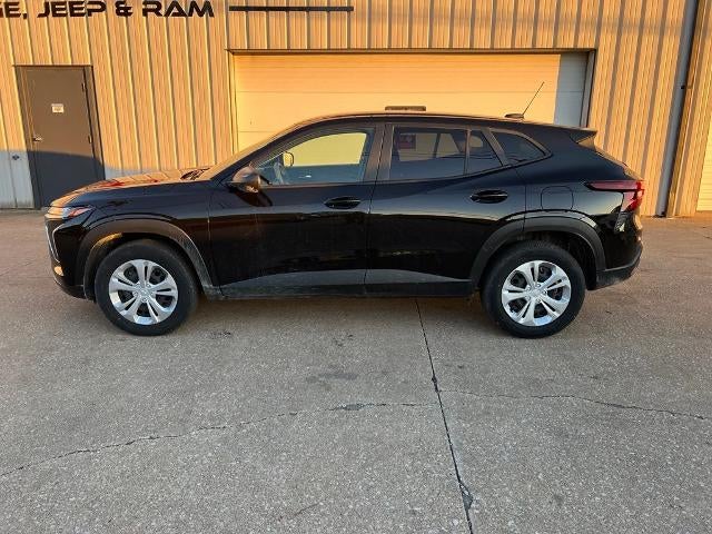 2025 Chevrolet Trax FWD 4dr LS