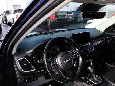 2023 Kia Seltos EX IVT AWD